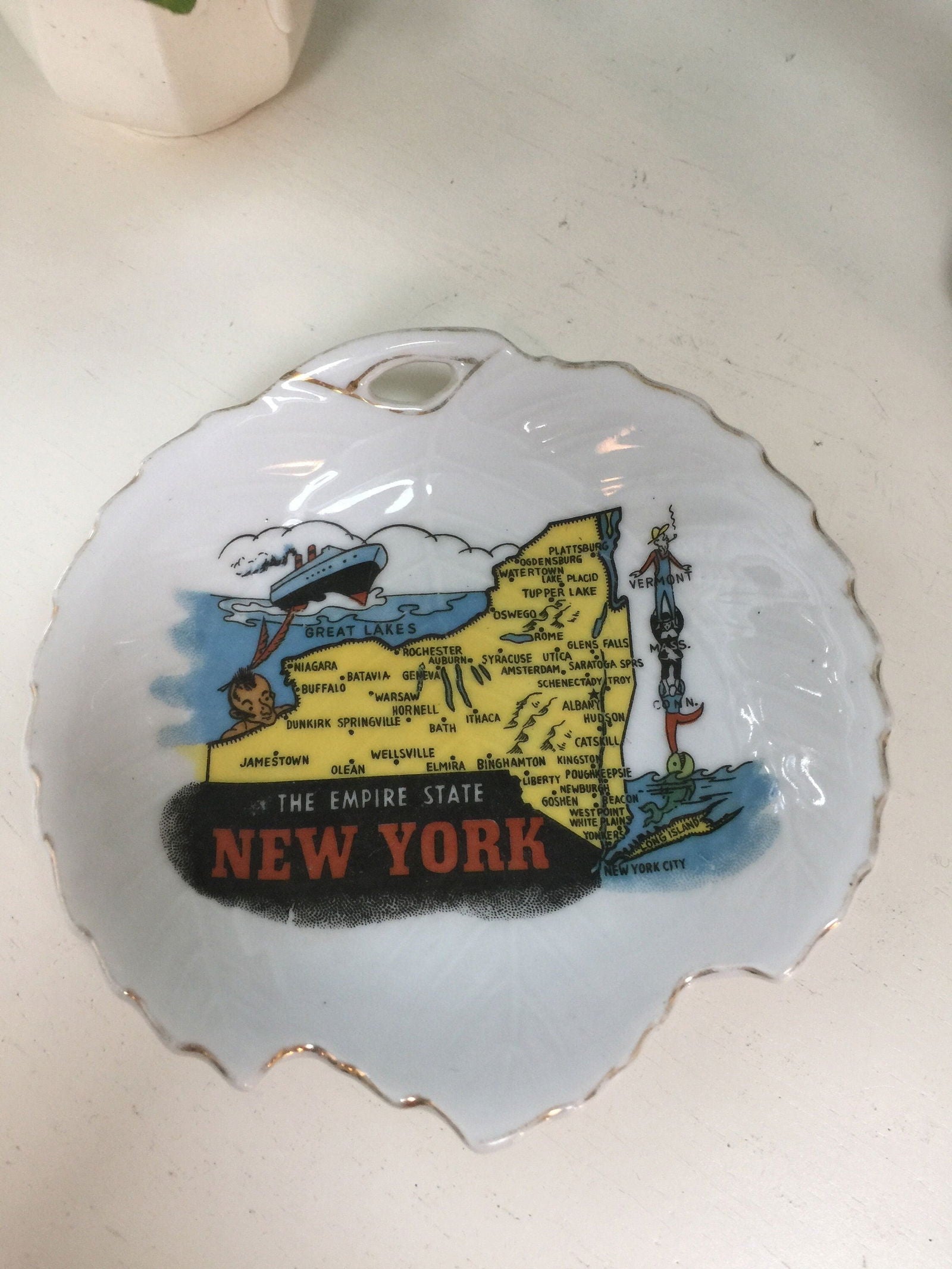 Vintage New York Souvenir Dish - Duckwells