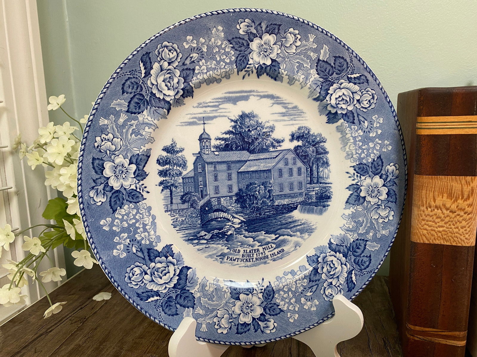Vintage Old Slater Mill Pawtucket RI Souvenir Plate - Duckwells