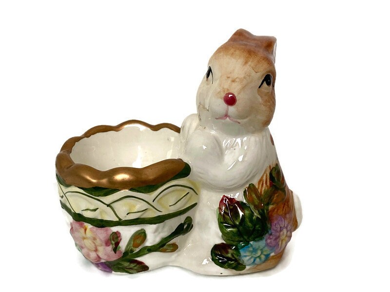 Vintage Rabbit Ceramic Figurine Egg Holder - Duckwells