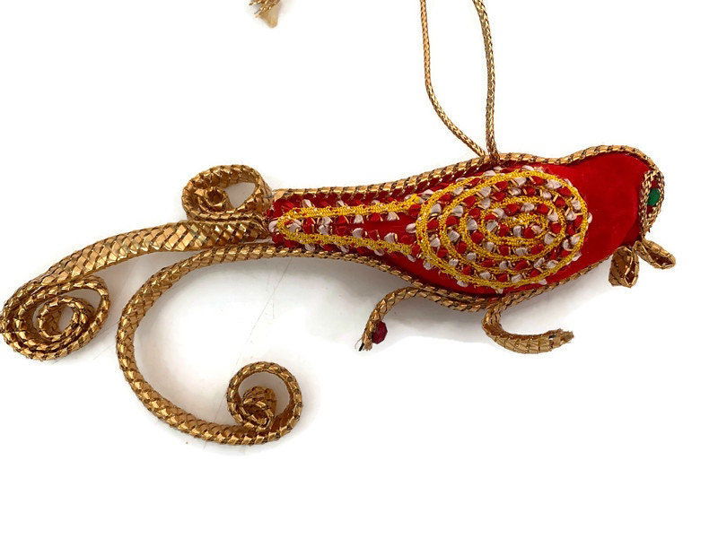 Vintage Red and Gold Birds Holiday Hanging Ornaments - Duckwells