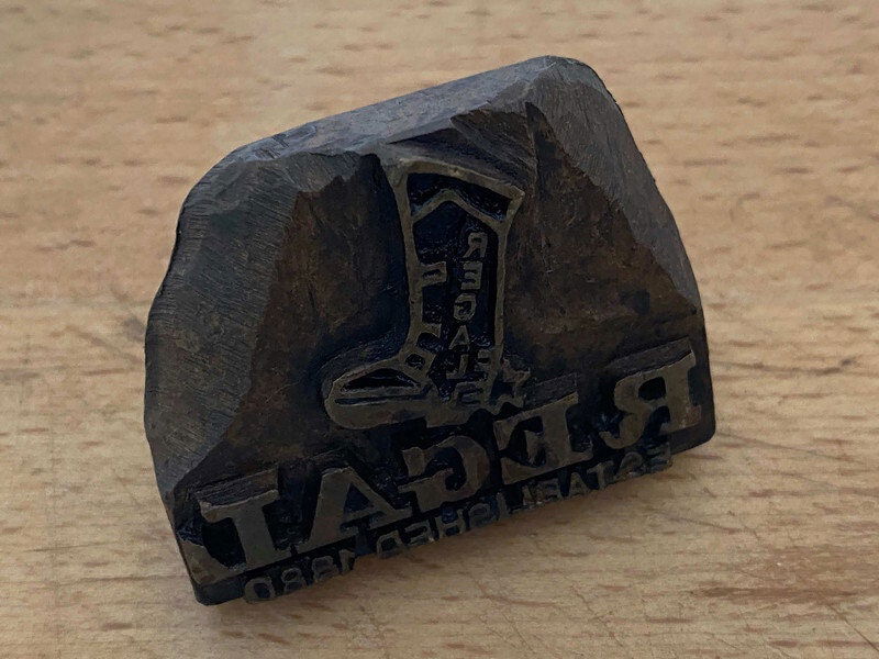 Vintage Regal Western Boot Printers Cast Iron Die Stamp - Duckwells