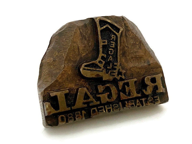 Vintage Regal Western Boot Printers Cast Iron Die Stamp - Duckwells