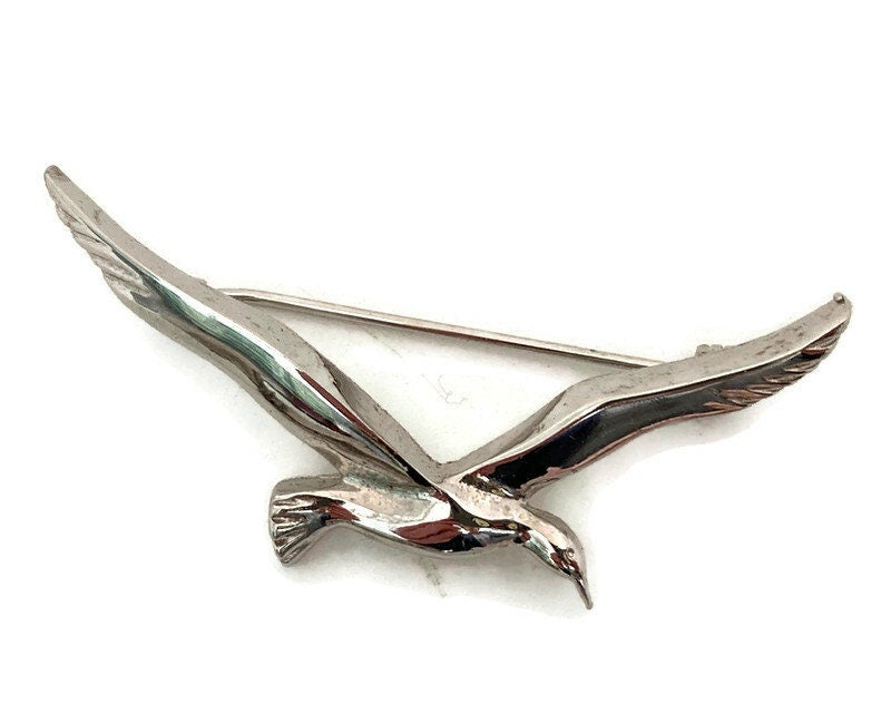 Vintage Seashore Jewelry Pins at Duckwells