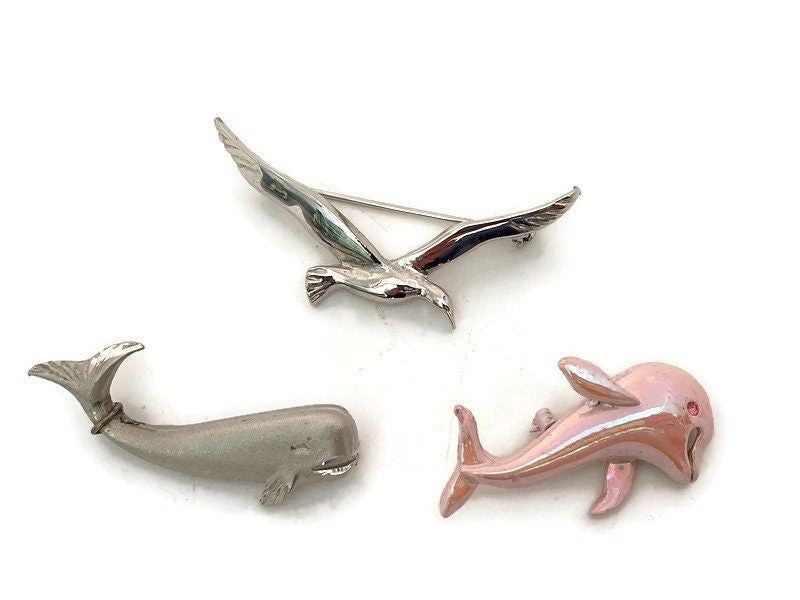 Vintage Seashore Jewelry Pins at Duckwells