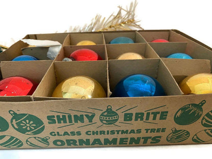 Vintage Shiny Brite Ornaments - Duckwells
