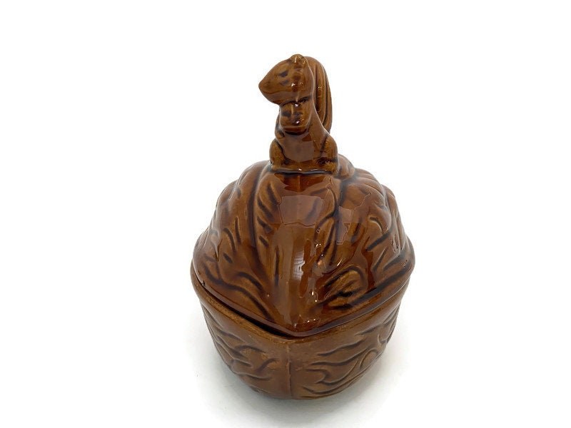 Vintage Squirrel and Nut Ceramic Jar - Duckwells