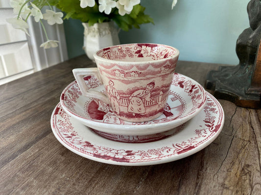 Vintage Staffordshire Demitasse Cup and Saucers in a Chinoiserie Pattern - Duckwells