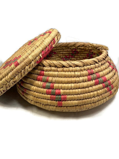 Vintage Sweetgrass Basket Artisan - Duckwells