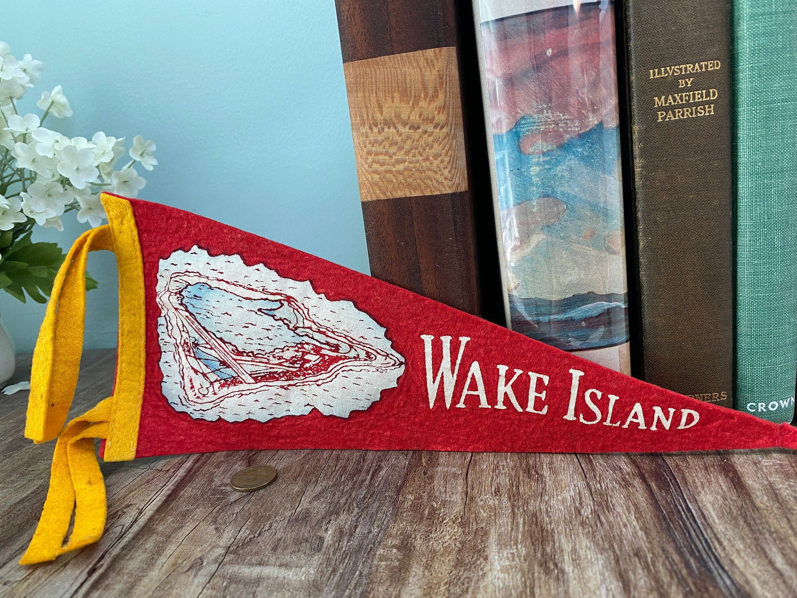 Vintage Wake Island Felt Pennant - Duckwells