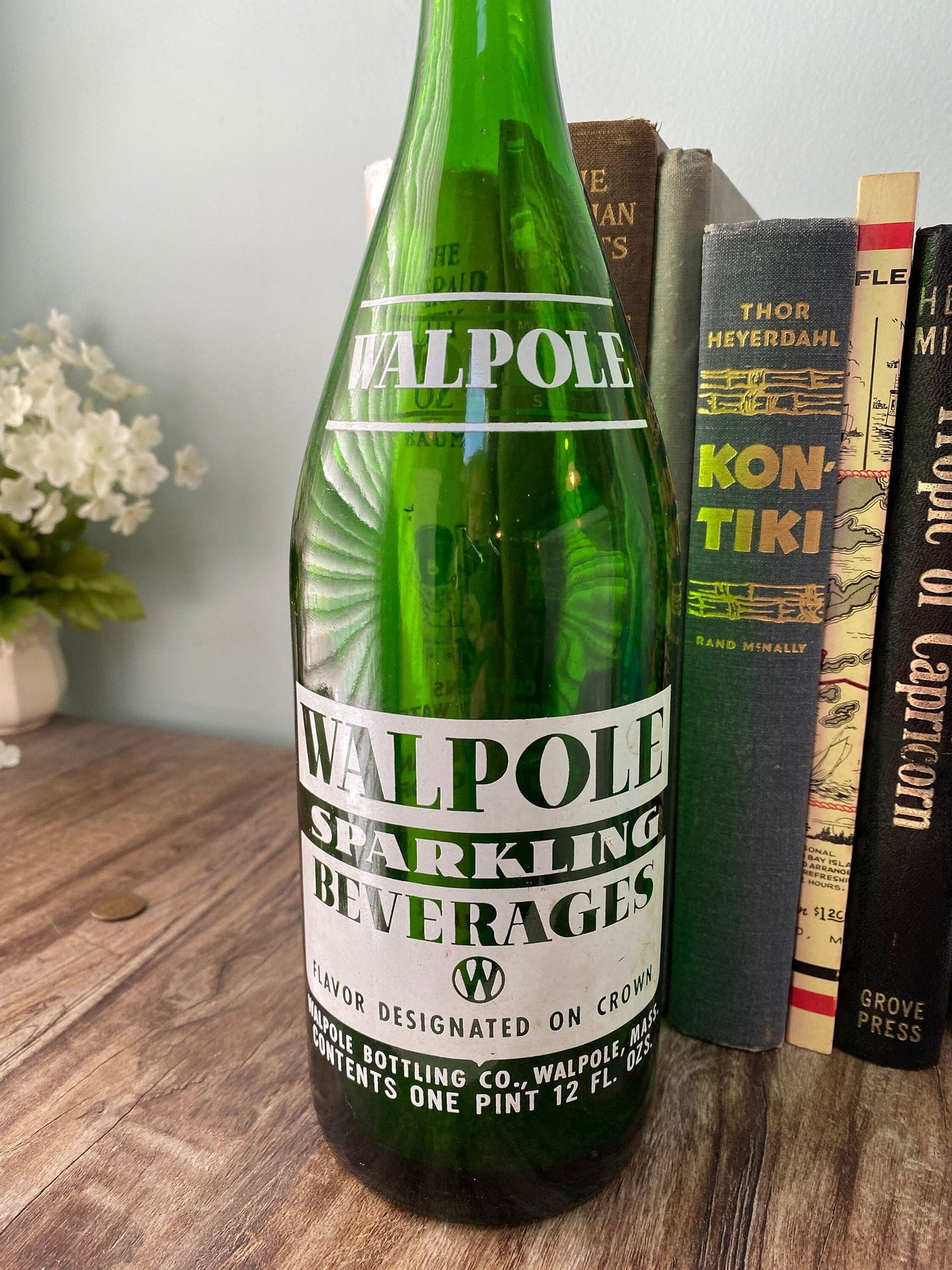 Vintage Walpole Beverages Quart Bottle - Duckwells
