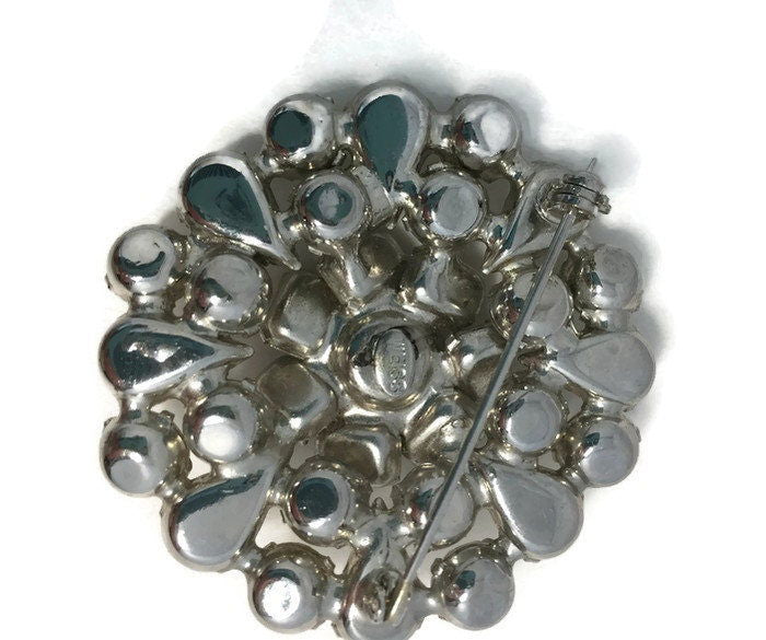 Vintage Weiss Rhinestone Brooch Pin - Duckwells