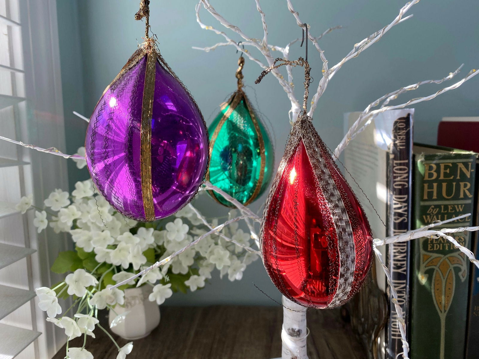 Vintage Wire Wrapped Christmas Glass Ornaments - Duckwells