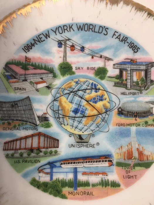 Vintage 1964 New York World's Fair Souvenir - Duckwells