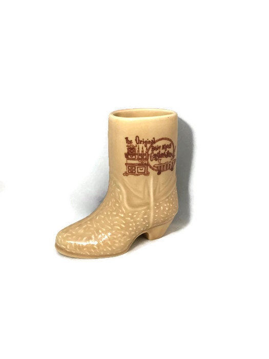 Vintage Ceramic Cowboy Boot, Bobby McGees Souvenir, Arizona Restaurant Advertising, Western Boot FIgurine - Duckwells