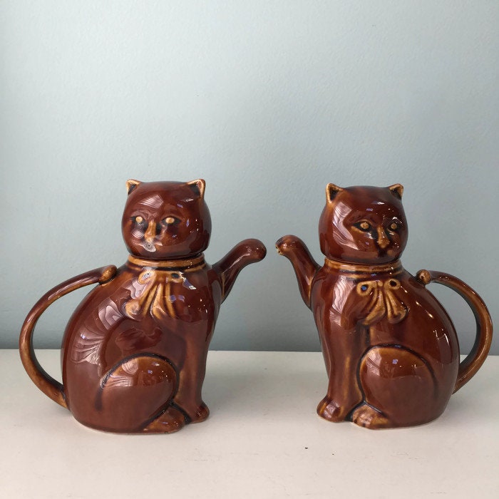 Vintage Cat Teapots, Kitty Teapots, Brown Ceramic Pair of Vintage Animal Tea Pots - Duckwells
