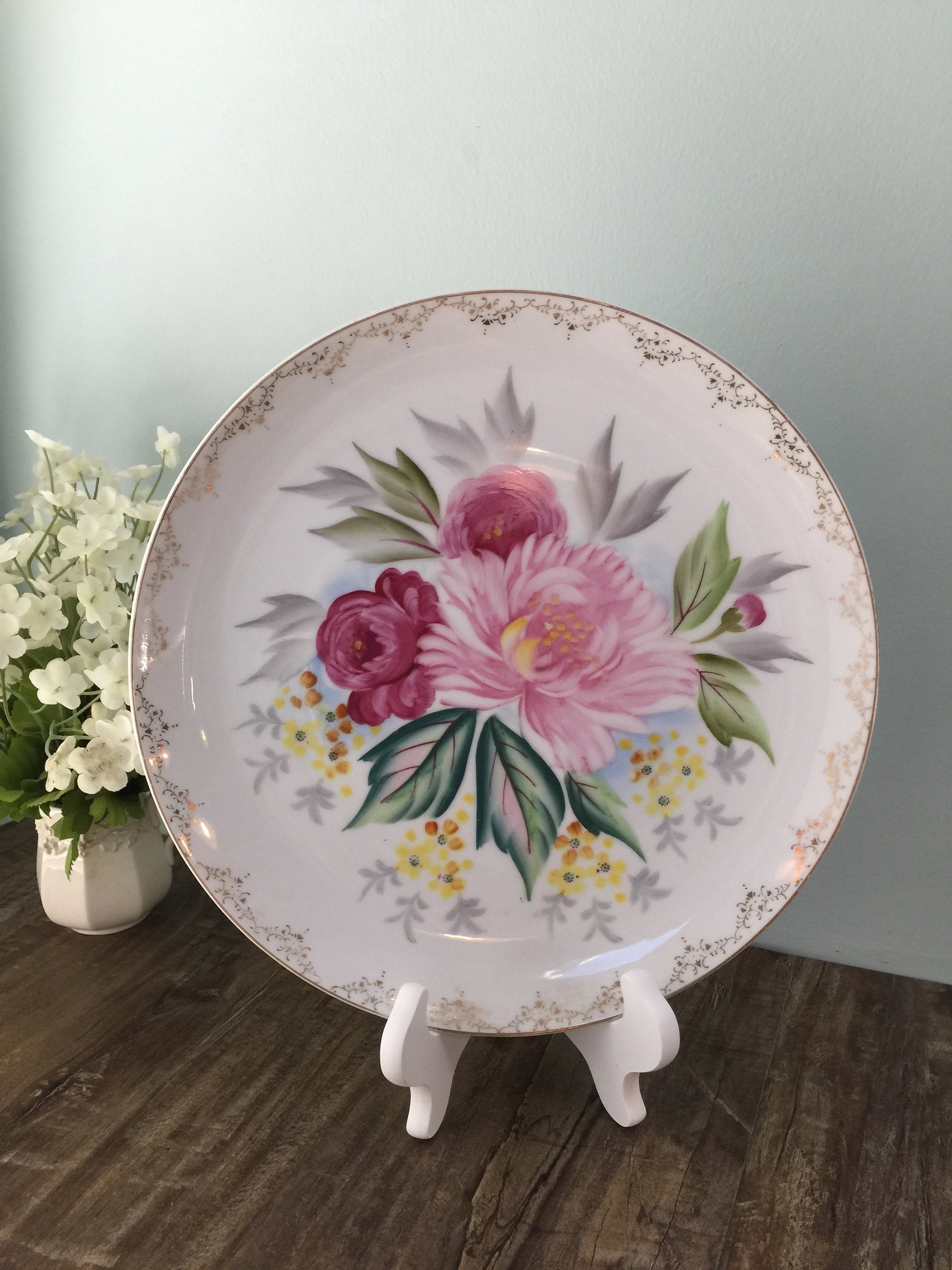 VIntage Floral Porcelain China Plate - High Quality Hand Painted Floral Pattern - Duckwells