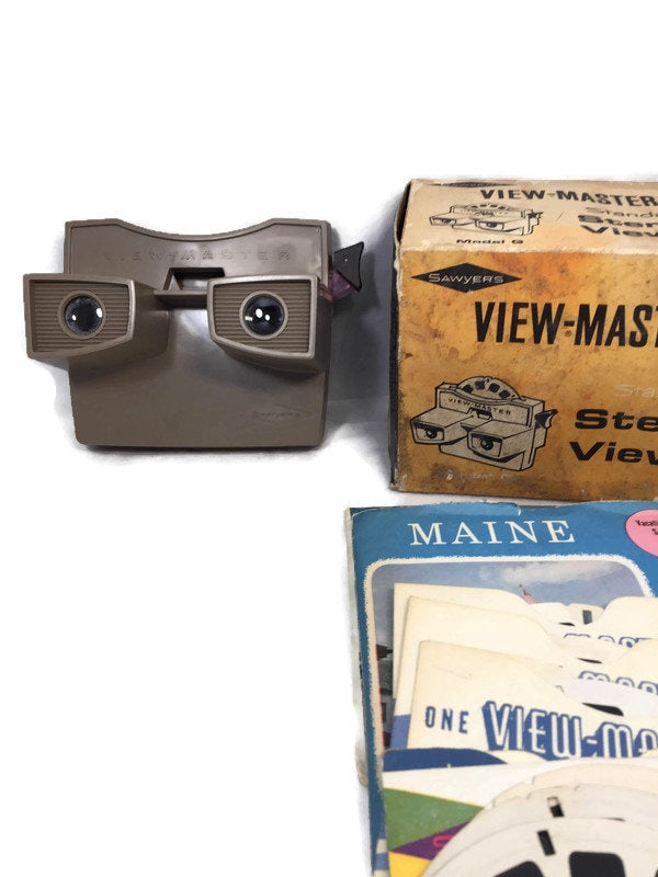Vintage View Master with 20 Reels - Duckwells