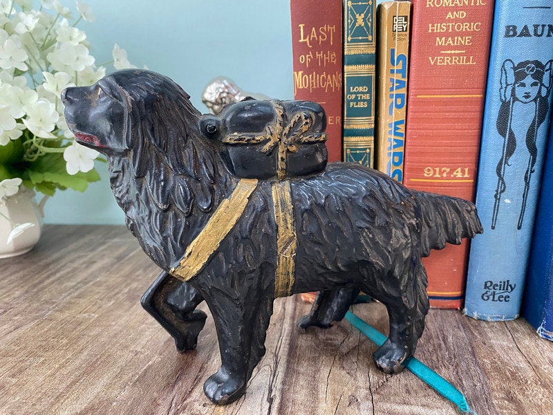 Vintage Cast Iron Dog Bank, Rustic Animal Collectible Home Decor