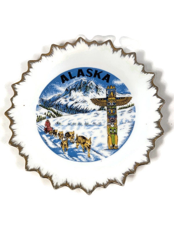Vintage Alaska Souvenir Plate, Collectible State Wall Plate
