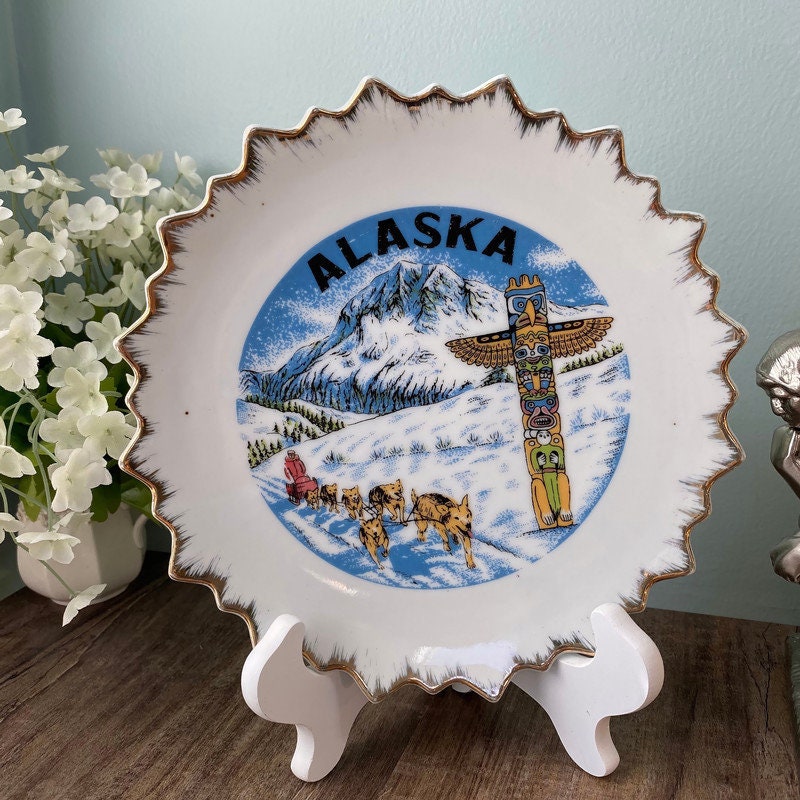 Vintage Alaska Souvenir Plate, Collectible State Wall Plate