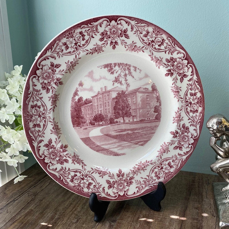Vintage Capital University, Columbus, Ohio Wedgwood Souvenir Plate