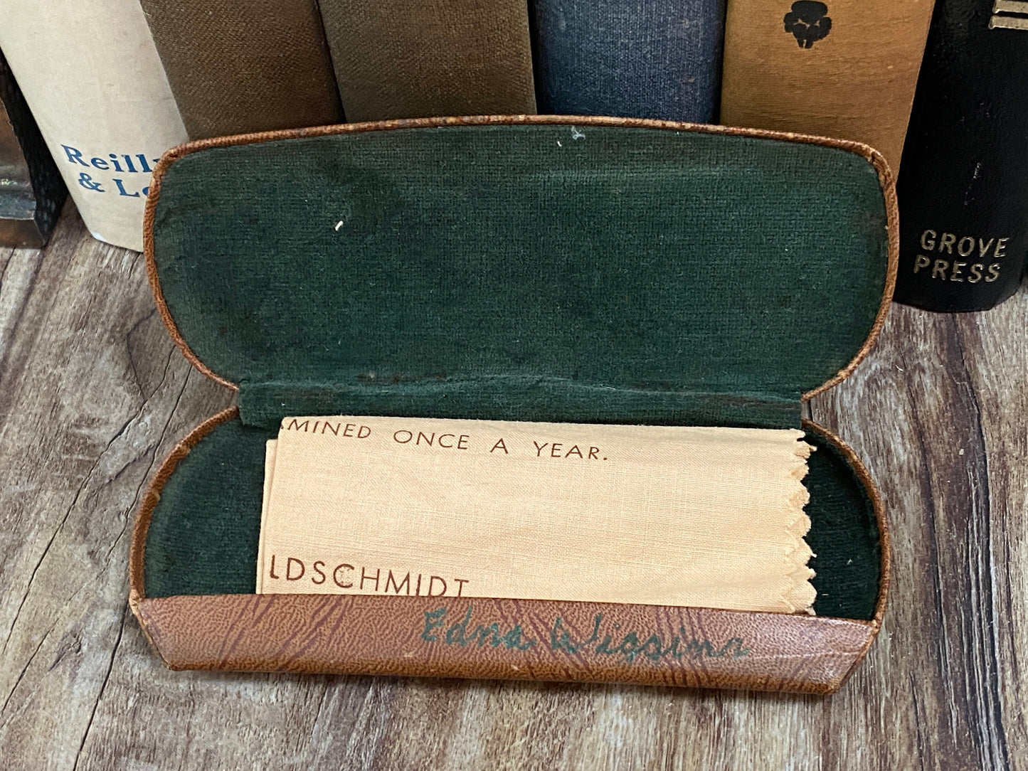 Vintage Eyeglass Case and Cleaning Cloth