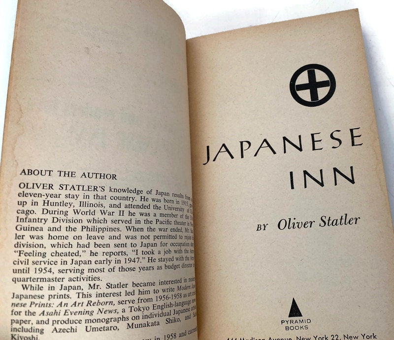 Vintage Paperback Book, Japanese Inn by Oliver Statler