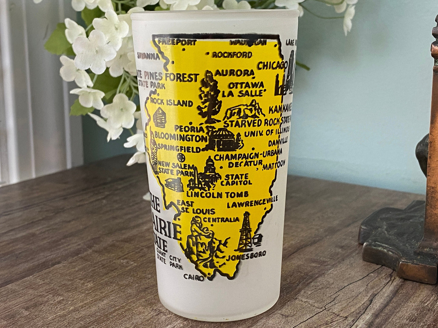 Midcentury Illinois Souvenir Glass with State Map