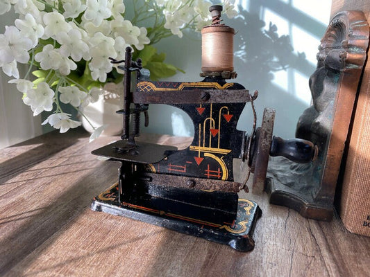 Vintage Toy Sewing Machine Collectible DisplayToy,