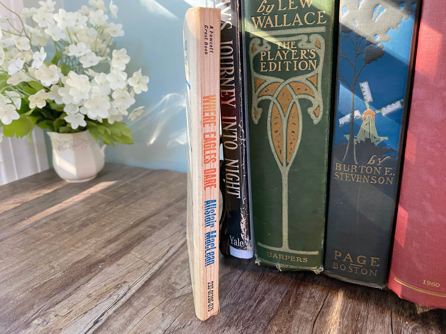 1968 Paperback Book, Where Eagles Dare by Alistair MacLean